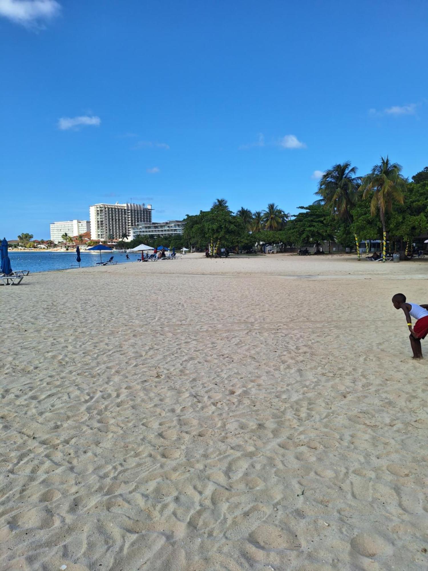 Beach One Bedroom 2 Ocho Rios Exterior photo