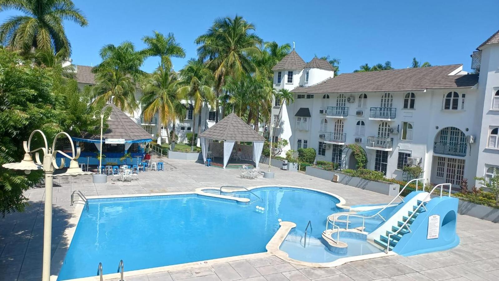 Beach One Bedroom 2 Ocho Rios Exterior photo